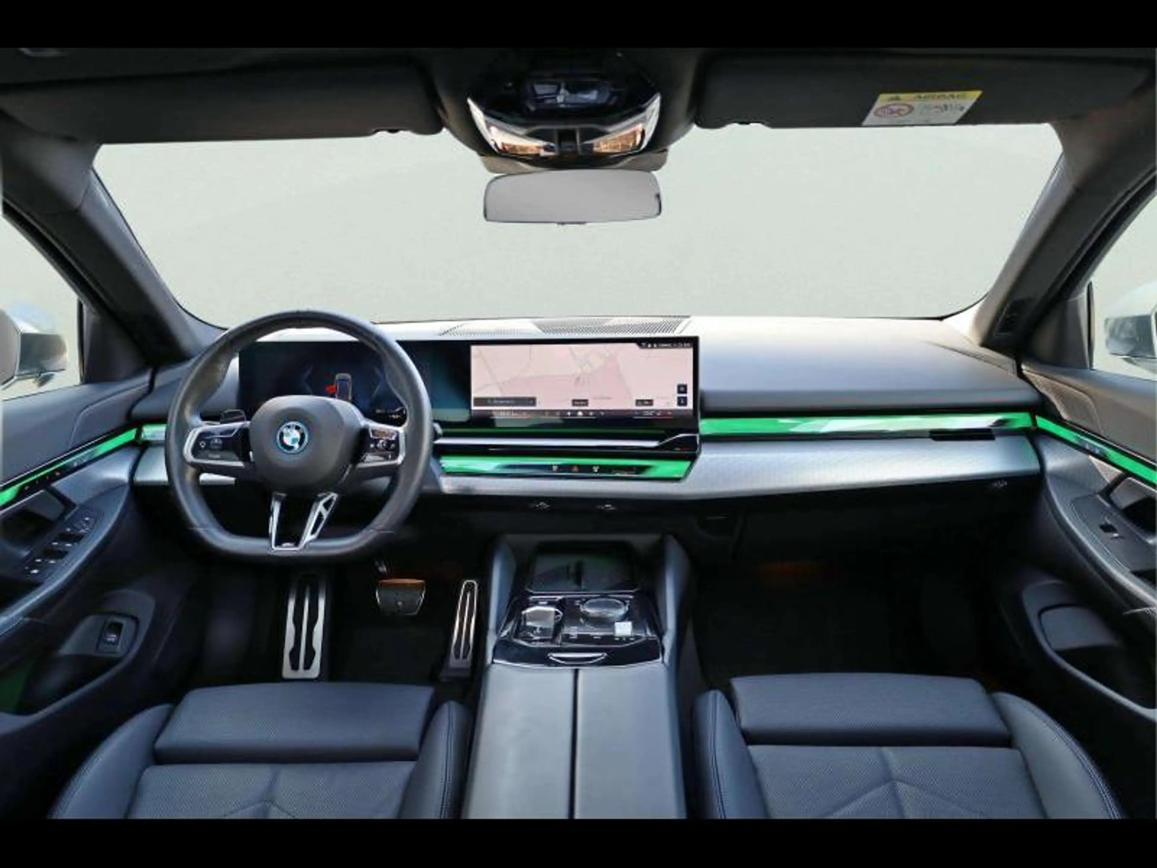 BMW i5 eDrive40 Berline Kit M Sport — photo 8