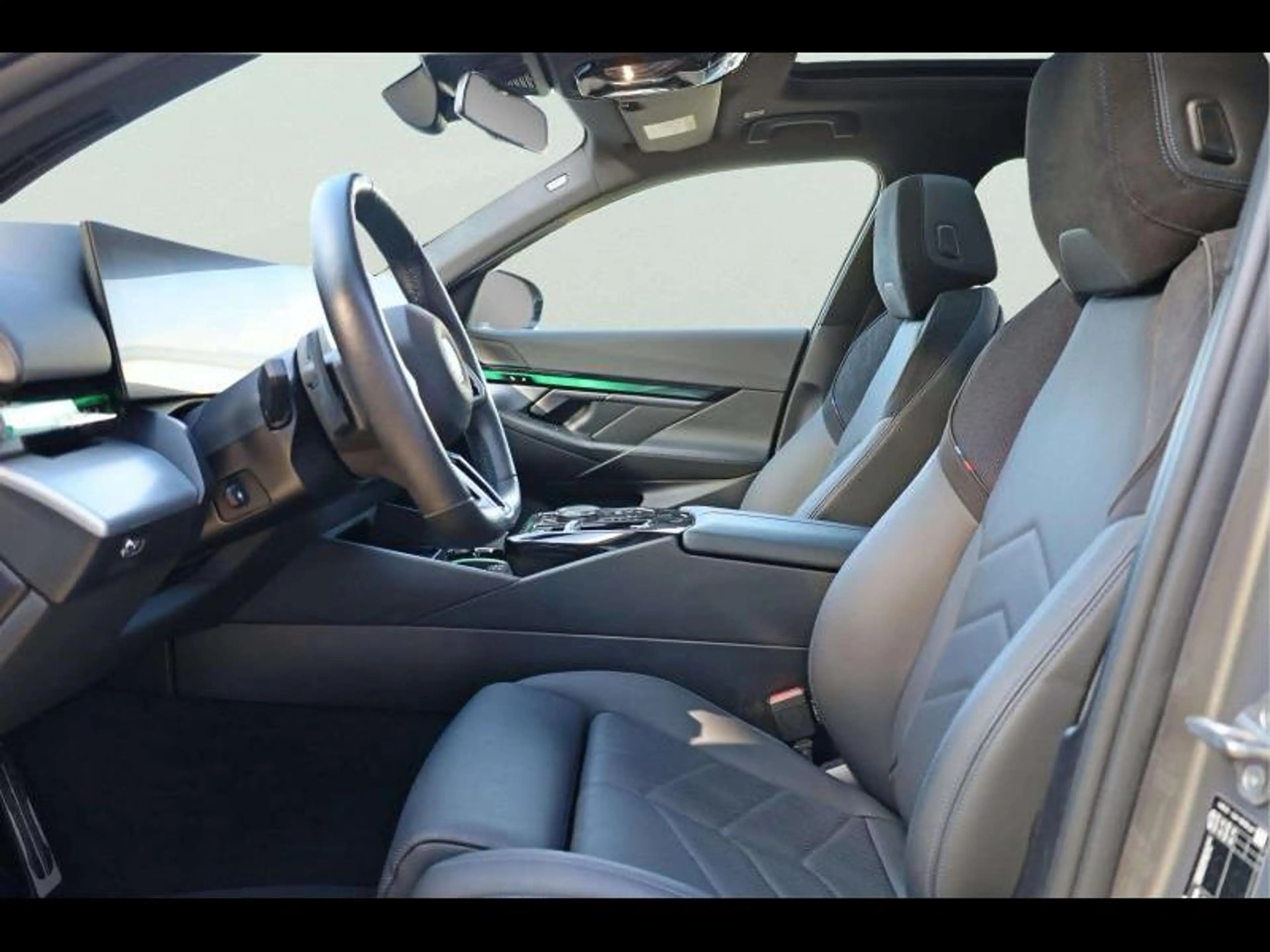 BMW i5 eDrive40 Berline Kit M Sport — photo 10