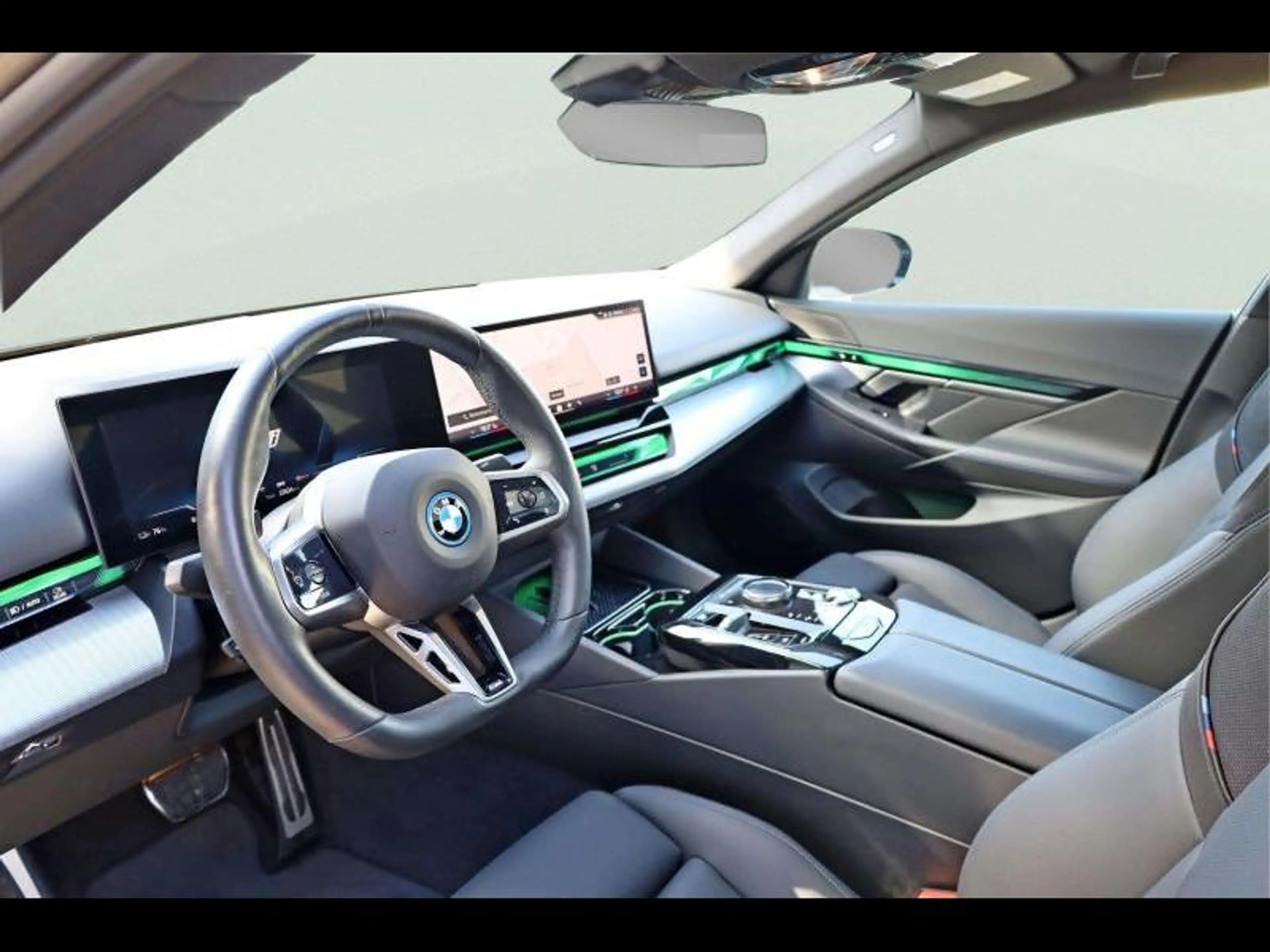 BMW i5 eDrive40 Berline Kit M Sport — photo 7