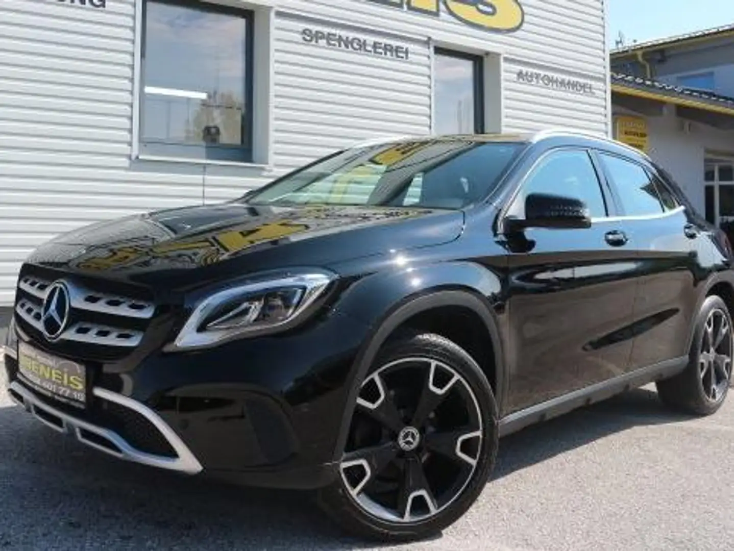 Mercedes-Benz GLA 180 GLA 180 Ö3-Edition (156.942) Schwarz - 1
