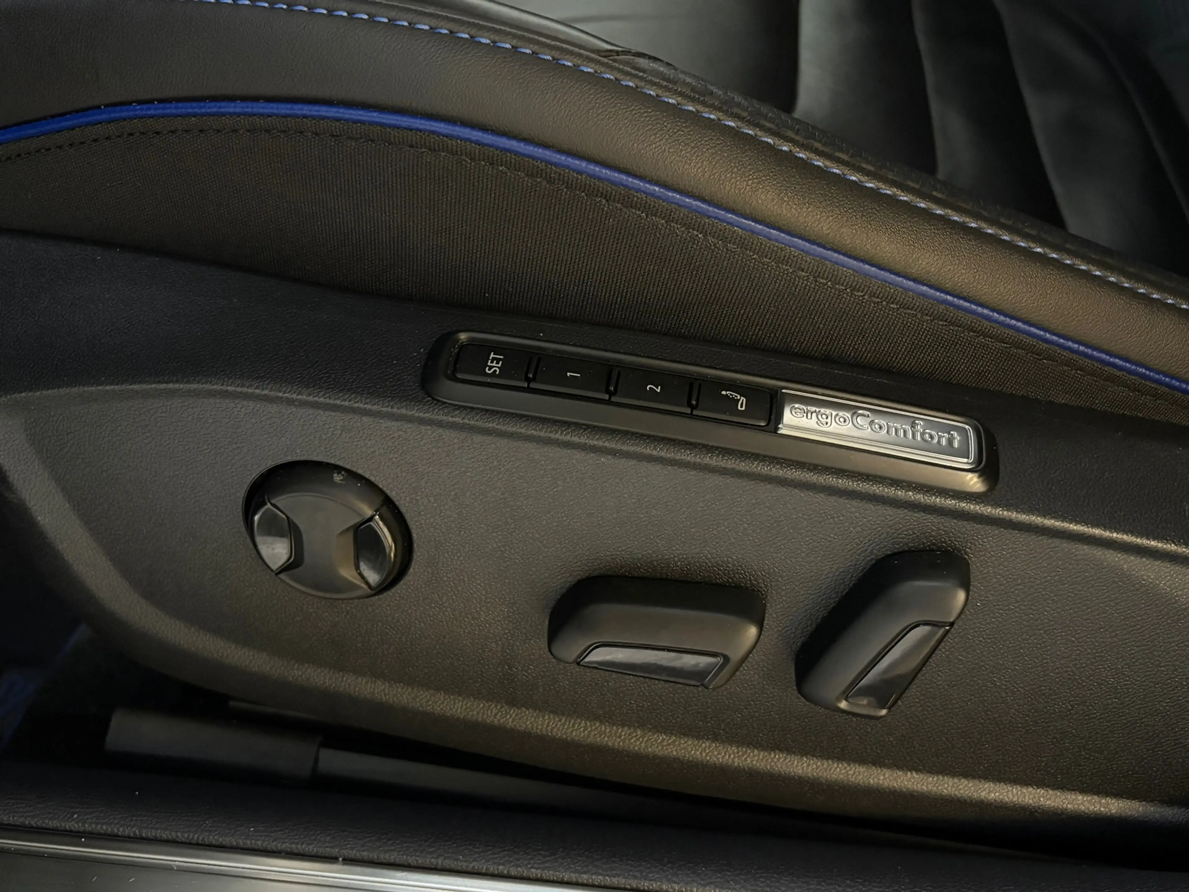 Volkswagen Arteon R, Full options, Pano, HUD, Sfeer — photo 6