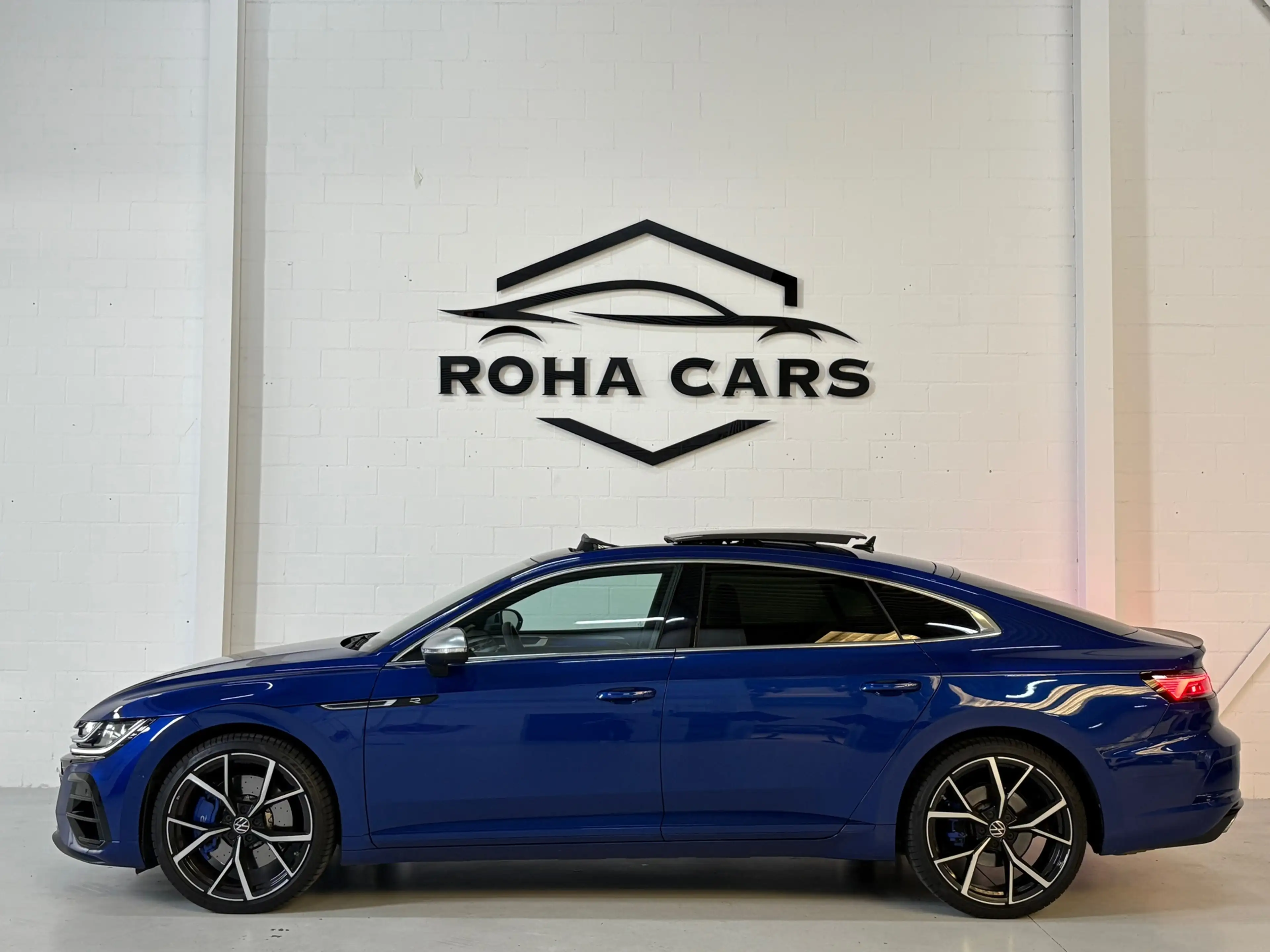 Volkswagen Arteon R, Full options, Pano, HUD, Sfeer — photo 10