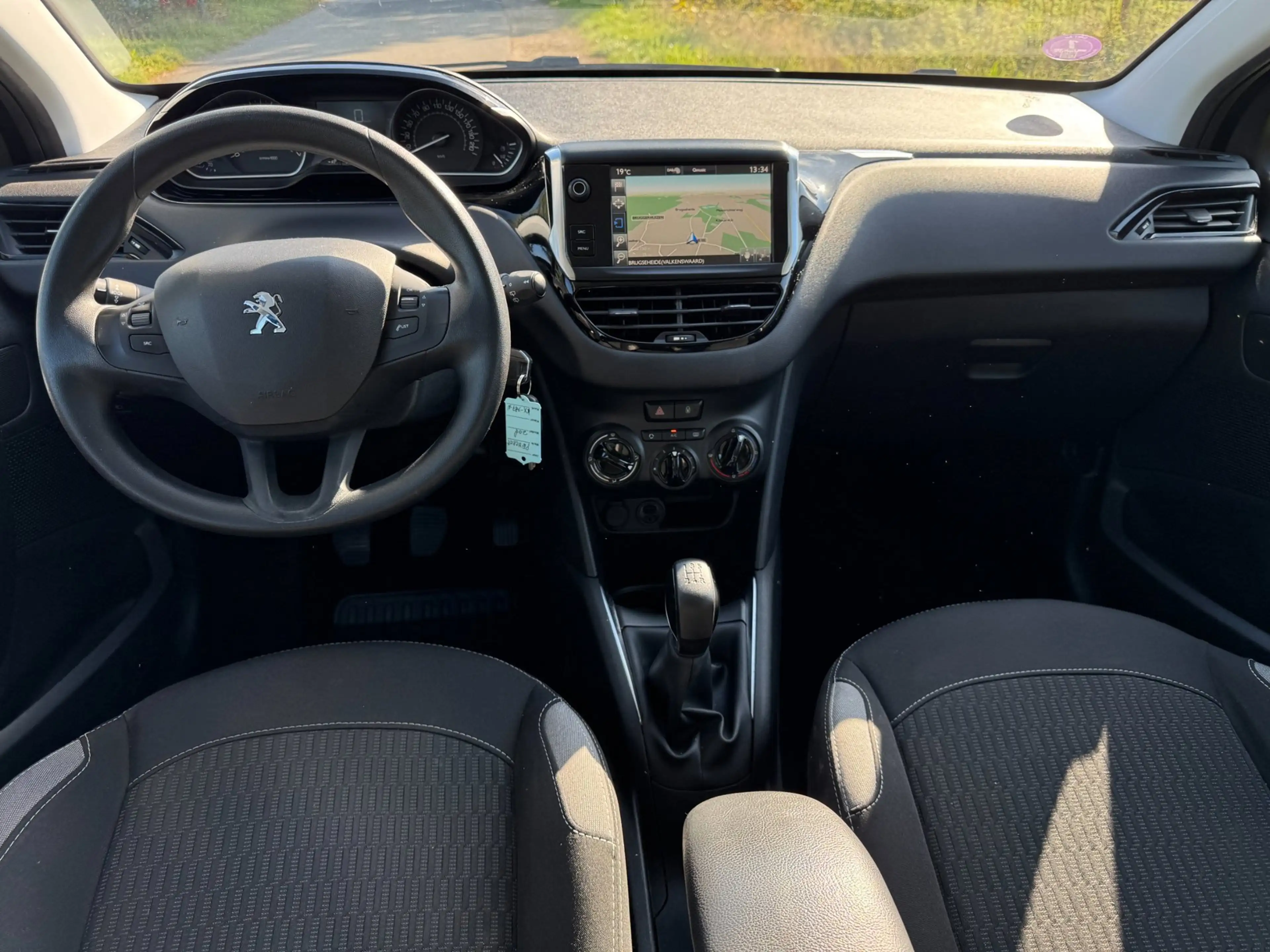 Peugeot 208 1.2 PureTech Blue Lion top onderhouden|CarPlay/And — photo 12