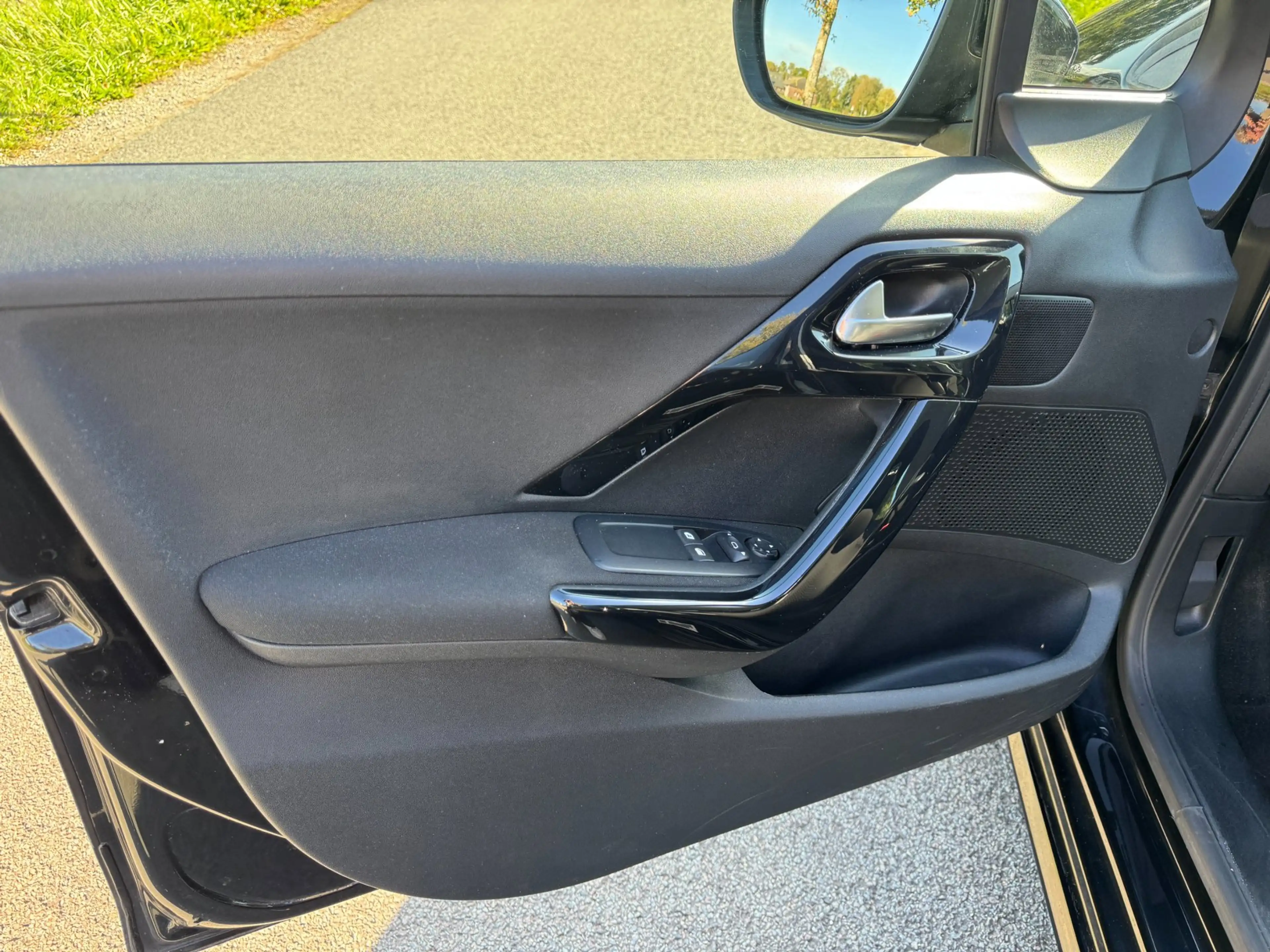 Peugeot 208 1.2 PureTech Blue Lion top onderhouden|CarPlay/And — photo 11
