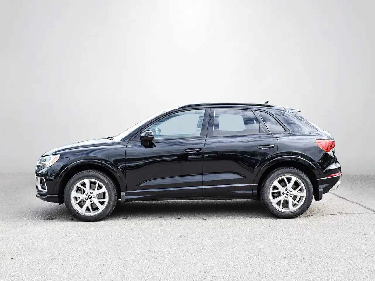 Audi Q3 photo Audi Q3