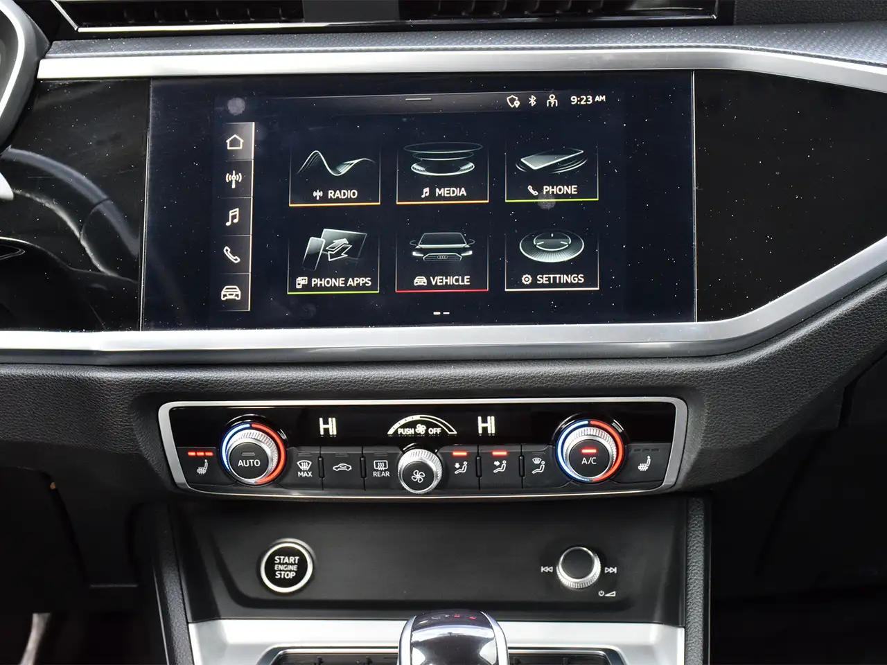 Audi Q3 photo Audi Q3