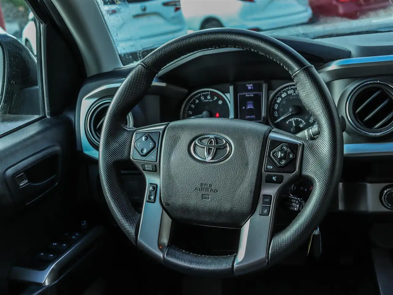 Toyota Tacoma photo Toyota Tacoma