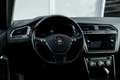 Volkswagen Tiguan 2.0 DSG Highline | ACC | KEYLESS | PANO | TREKHAAK Silber - thumbnail 13