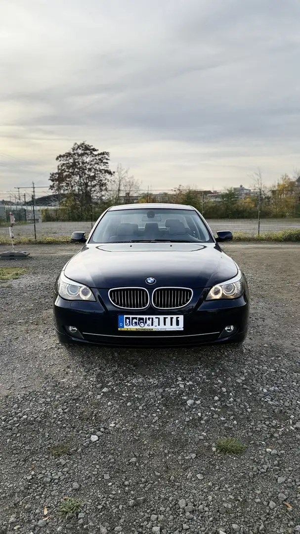 BMW 523 523i Aut. - 1