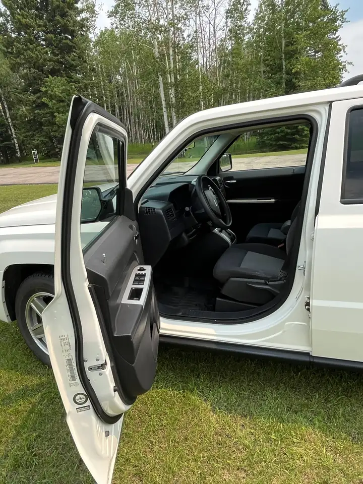 Jeep Patriot снимка Jeep Patriot