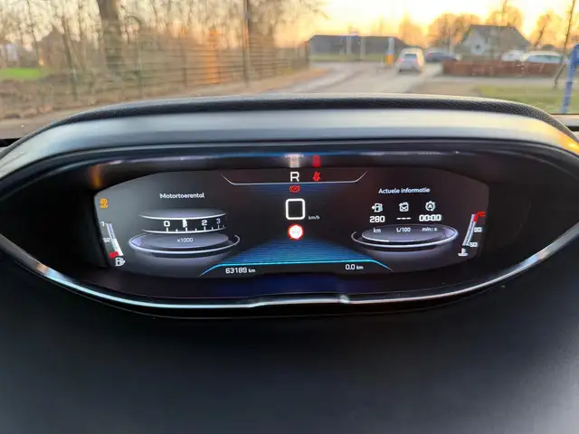 Peugeot 5008 view 15