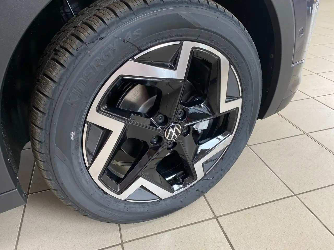 Volkswagen T-Cross R-Line 1.0 TSI DSG Ganzjahresreifen!! 15