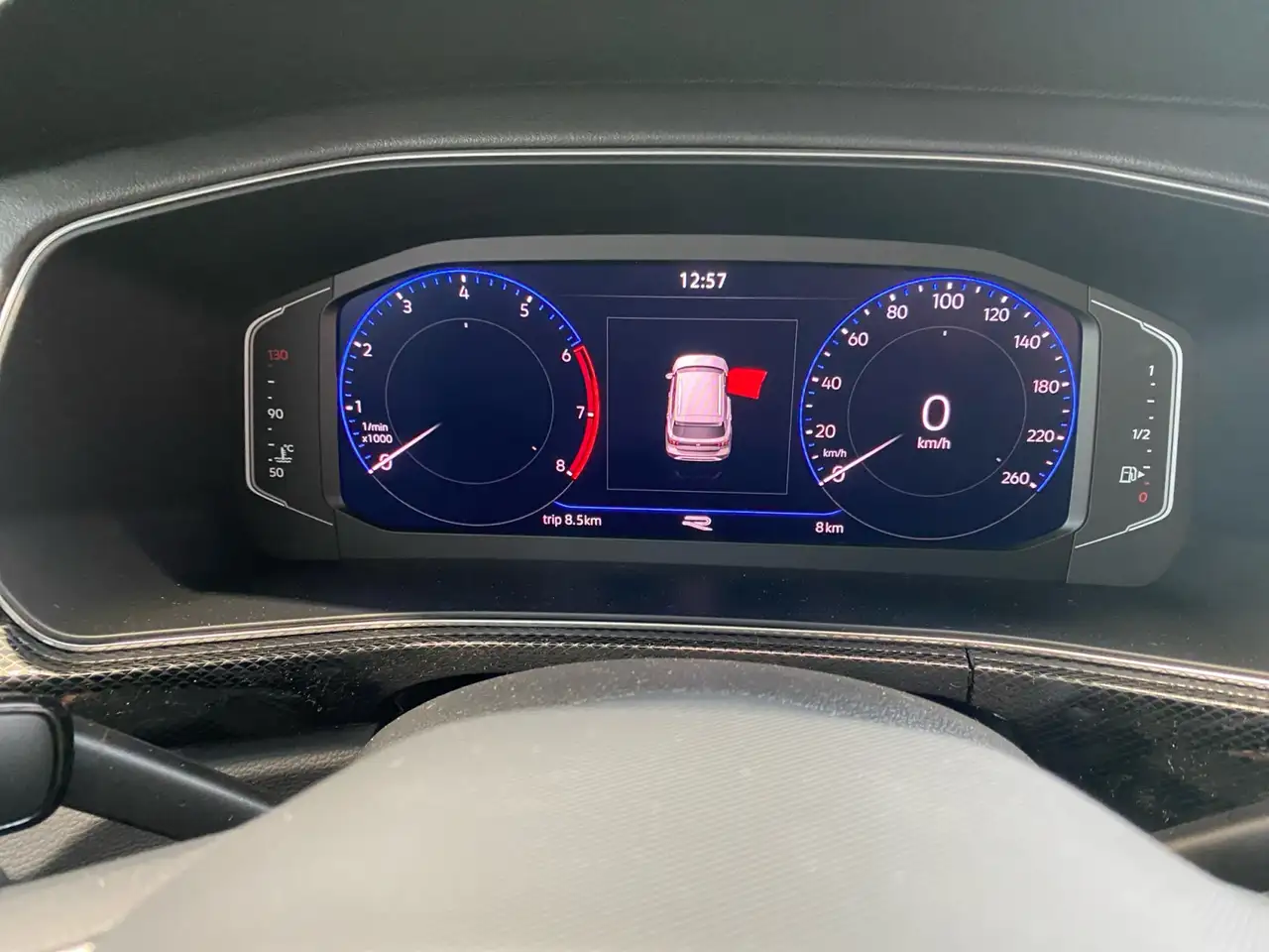 Volkswagen T-Cross R-Line 1.0 TSI DSG Ganzjahresreifen!! 12