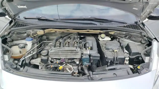 DS Automobiles DS 3 view 15