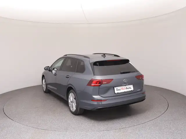 Volkswagen Golf view 5