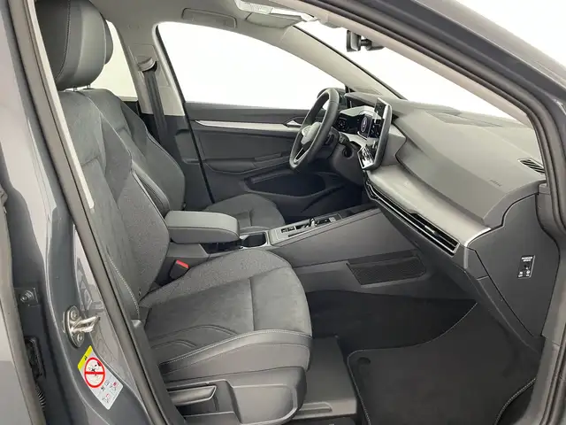 Volkswagen Golf view 10
