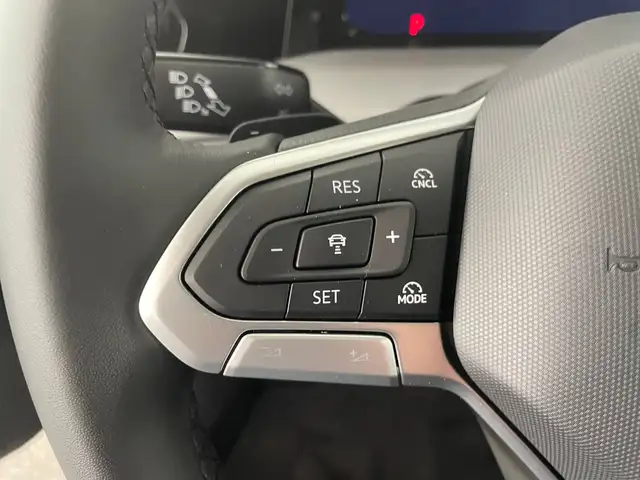 Volkswagen Golf view 14