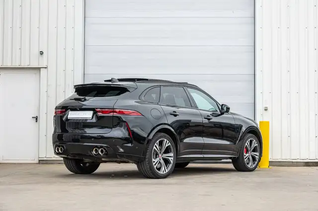Jaguar F-Pace view 5