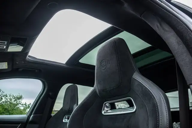 Jaguar F-Pace view 10