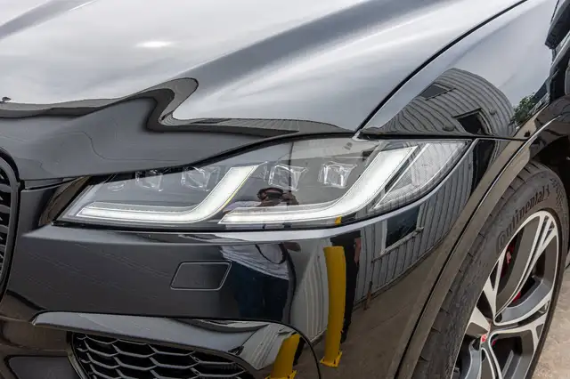 Jaguar F-Pace view 20