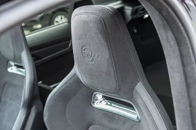 Jaguar F-Pace view 14