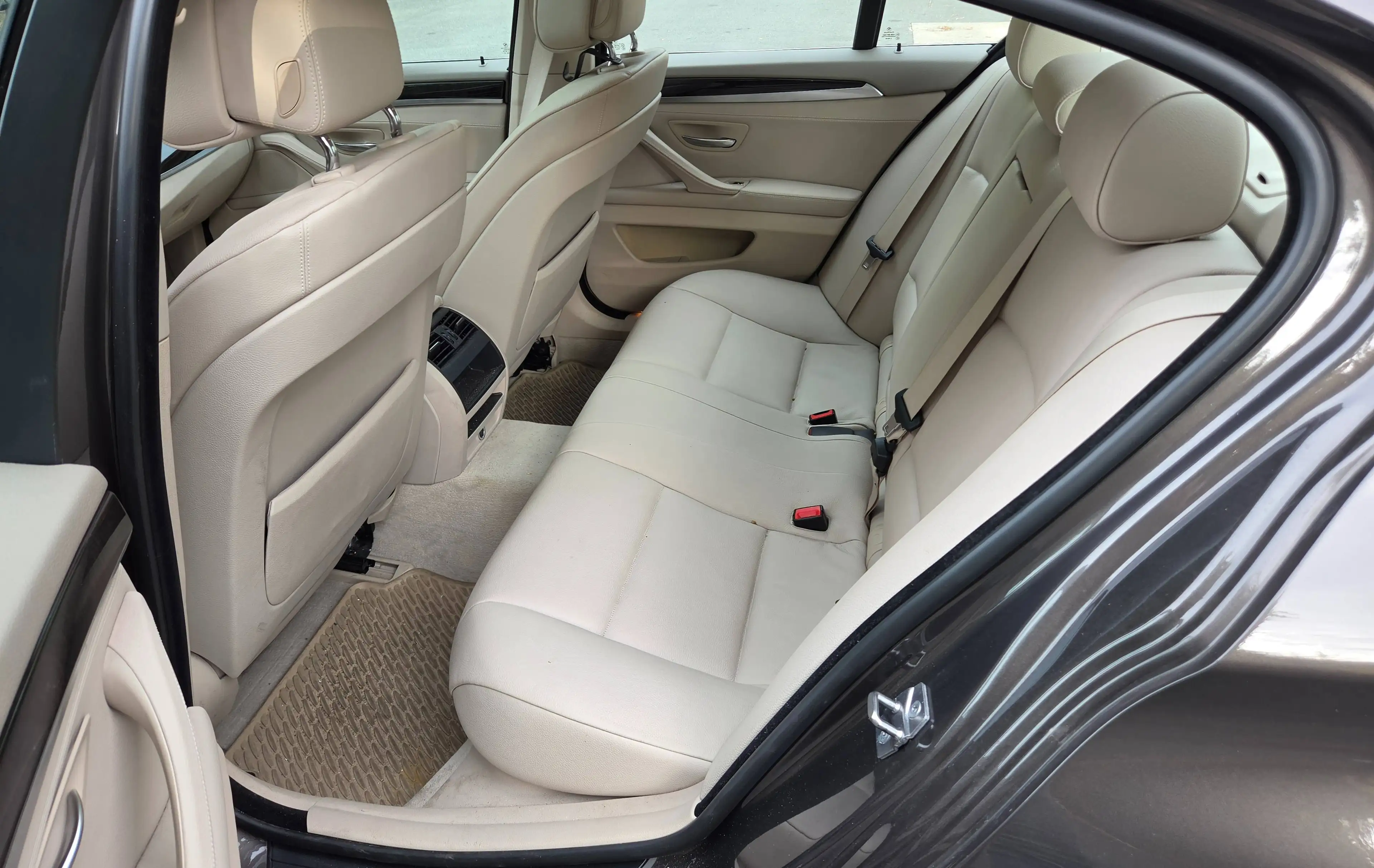 BMW 523 523i — photo 9