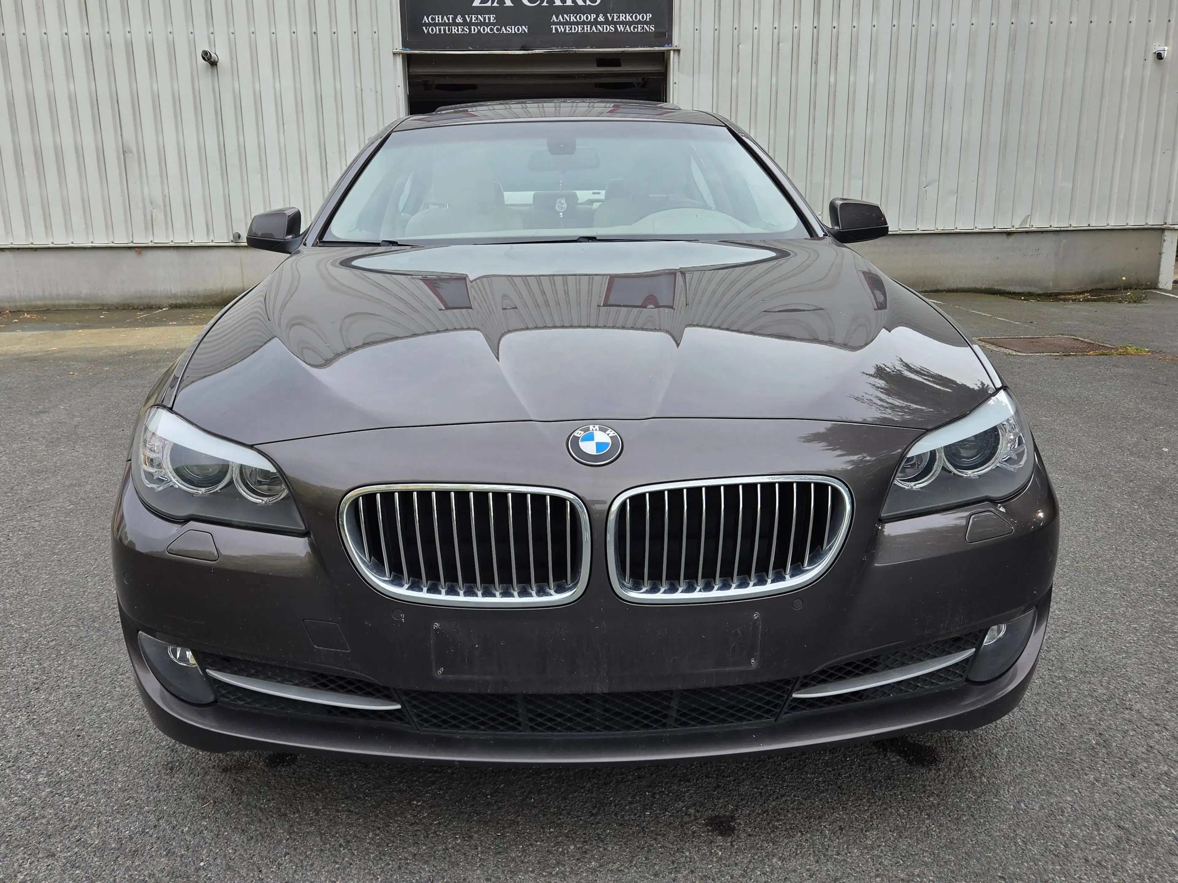 BMW 523 523i — photo 2