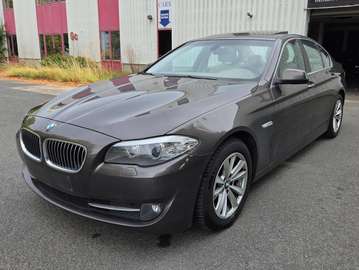 523i