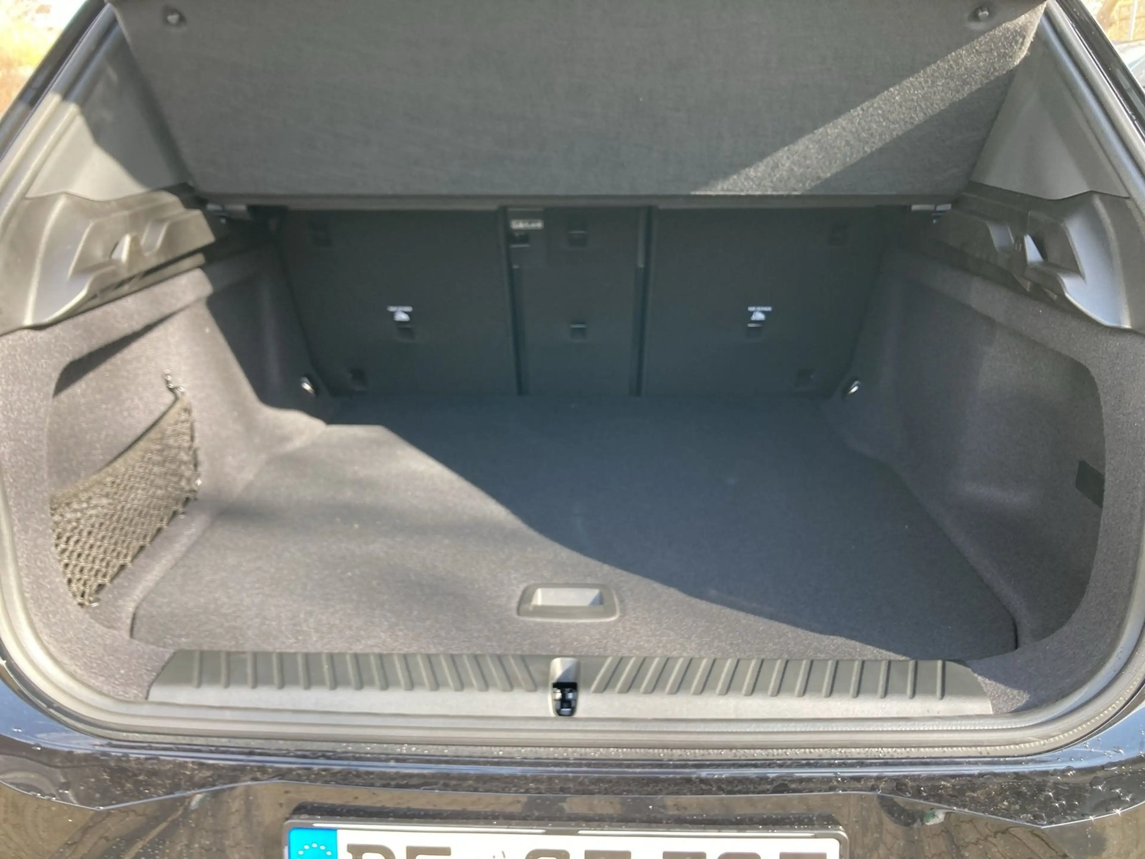 BMW iX3 50 xDrive M Sportpaket Head-Up HK HiFi DAB — photo 7