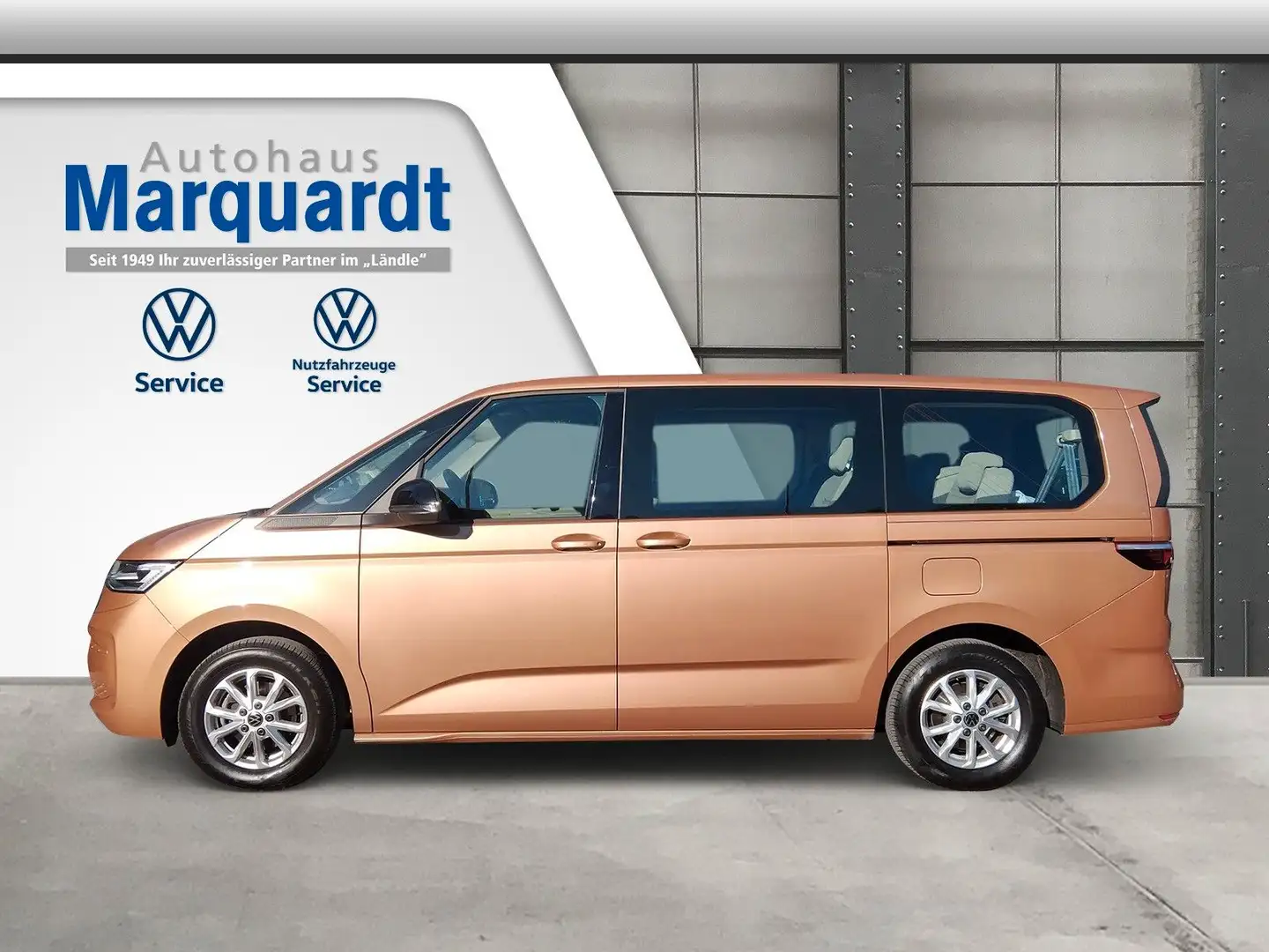 Volkswagen T7 Multivan 2.0 TDI Lang AHK Standh. Matrix Pano Braun - 2