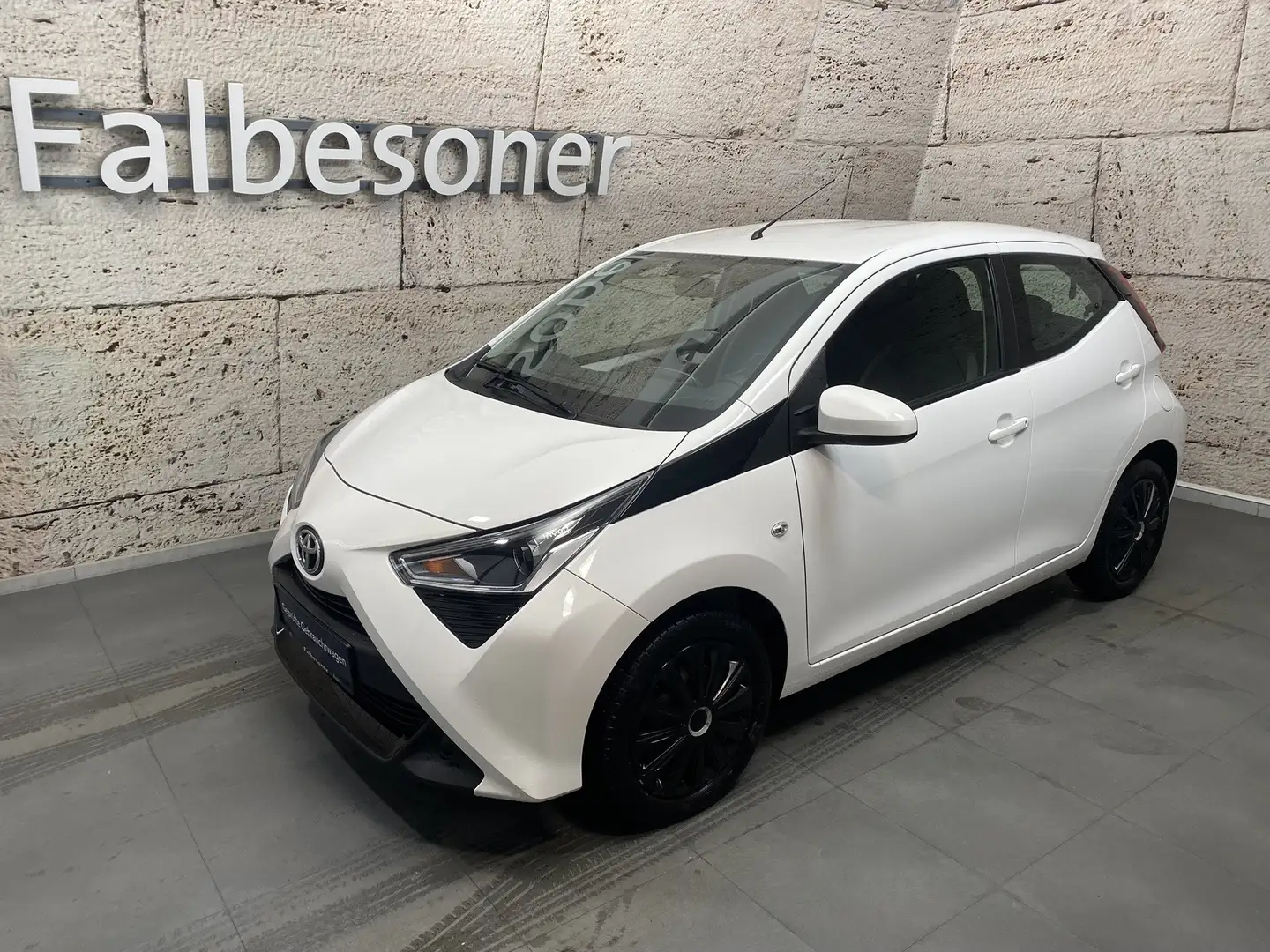Toyota Aygo X -play Wit - 1