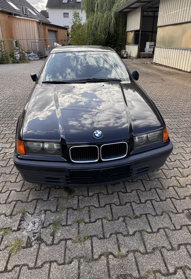 BMW 316i compact, foto 4