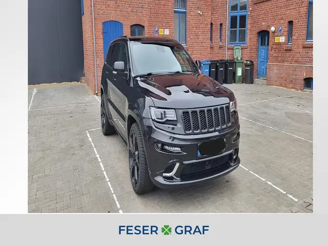 Jeep Grand Cherokee 6,4 SRT Navi*BiXenon*GRA*Pano*Kamara*4xSHZ*SRT*
