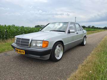 190E / 2.3 / zeer nette staat/airco/roestvrij/eers