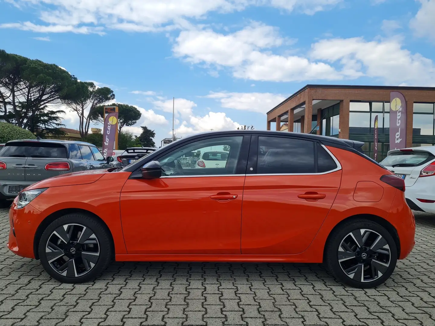 Opel Corsa-e 5 porte Edition Arancione - 2