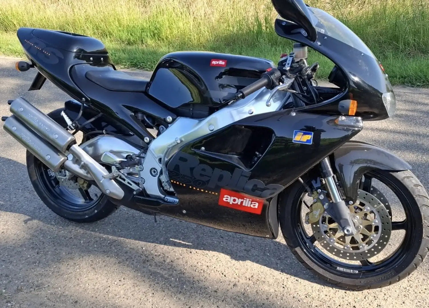 Aprilia RS 250 - 1