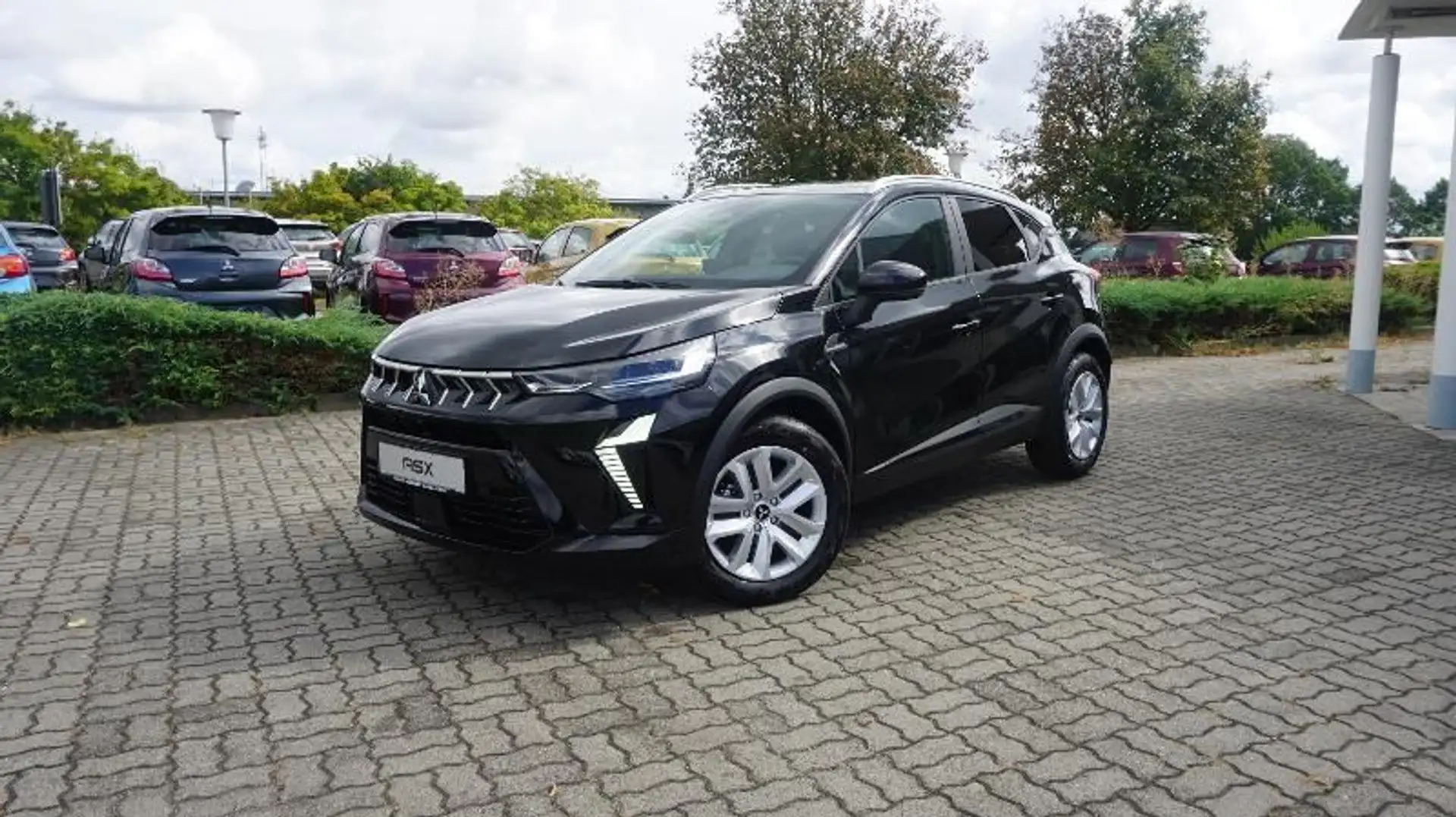 Mitsubishi ASX PLUS 1.3 T-Benziner 6-Gang Noir - 1