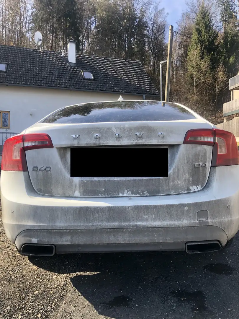 Volvo S60 D4 Kinetic R-Design Geartronic - 2