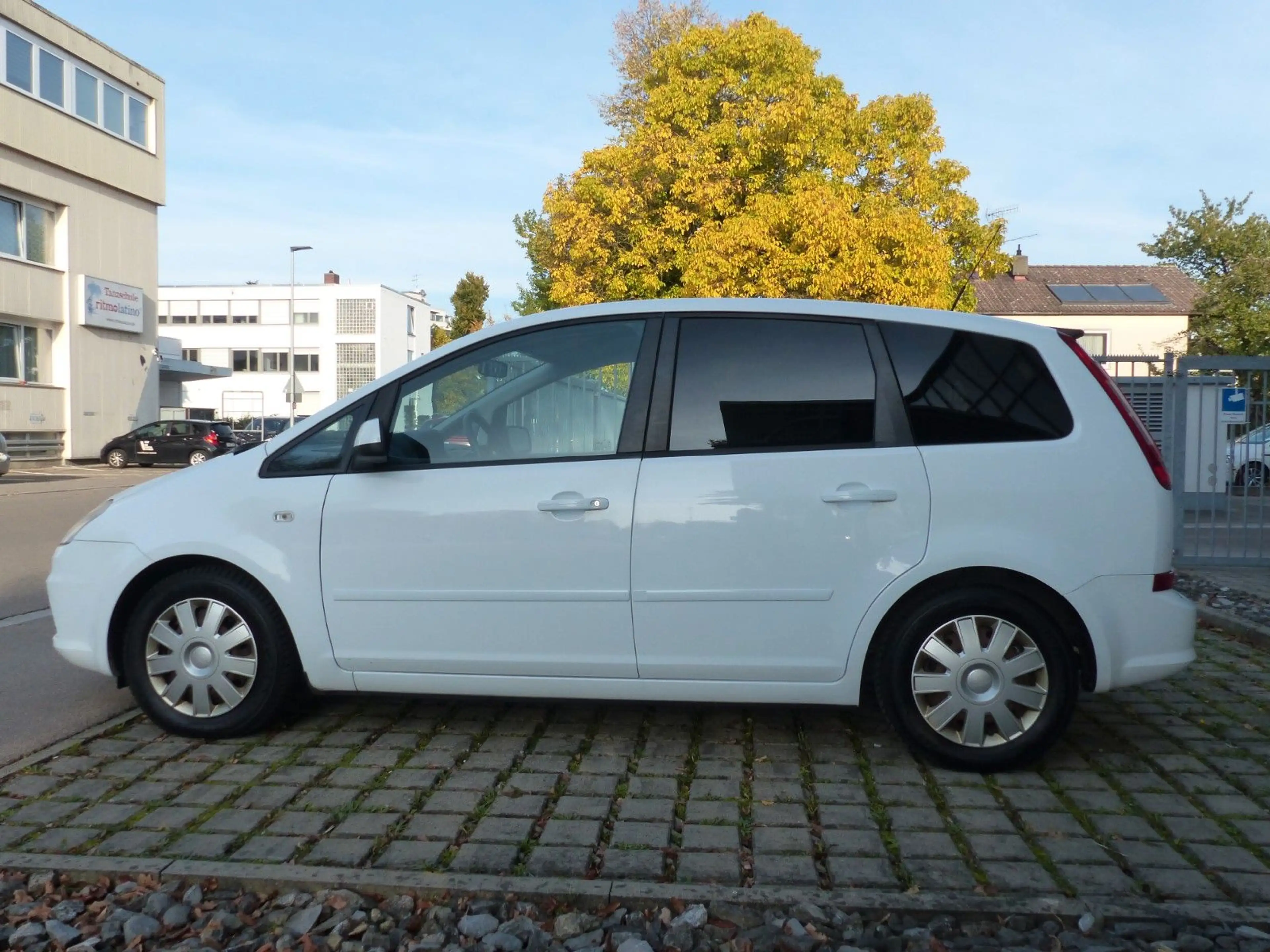 Ford C-Max C-MAX Style  1 HAND   TÜV  NEU   69.000 km — photo 3