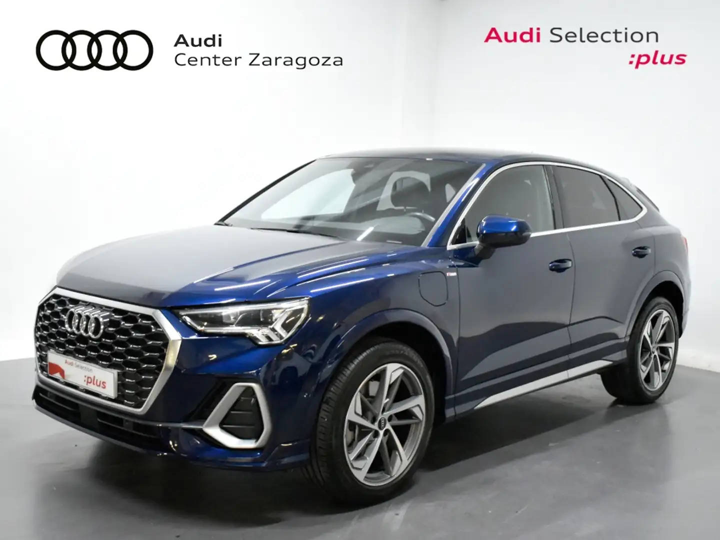 Audi Q3 Sportback 45 TFSIe S line S-tronic Blau - 1