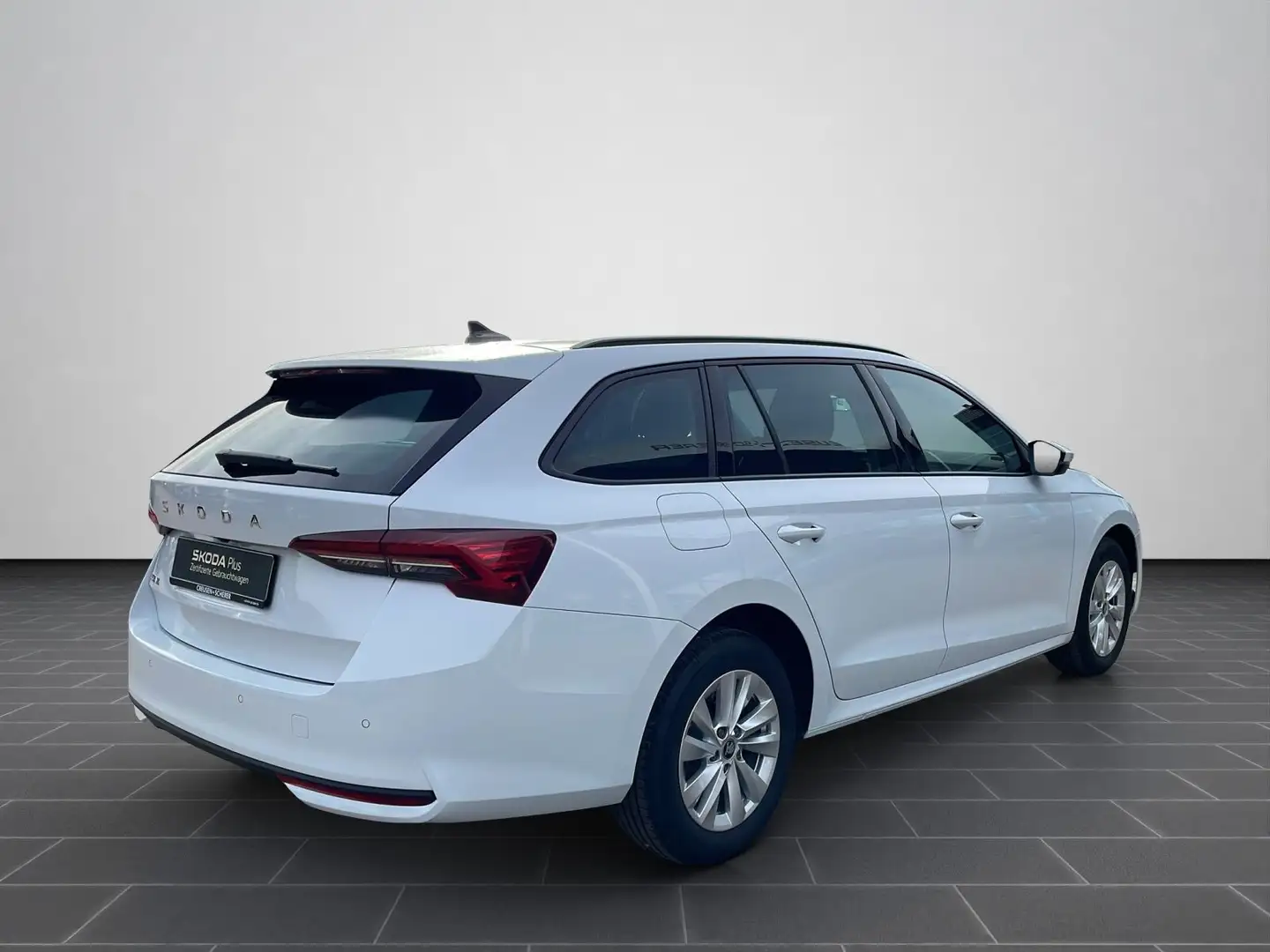 Skoda Octavia Combi 1.5 TSI DSG Selection SHZ RFK ACC Weiß - 2