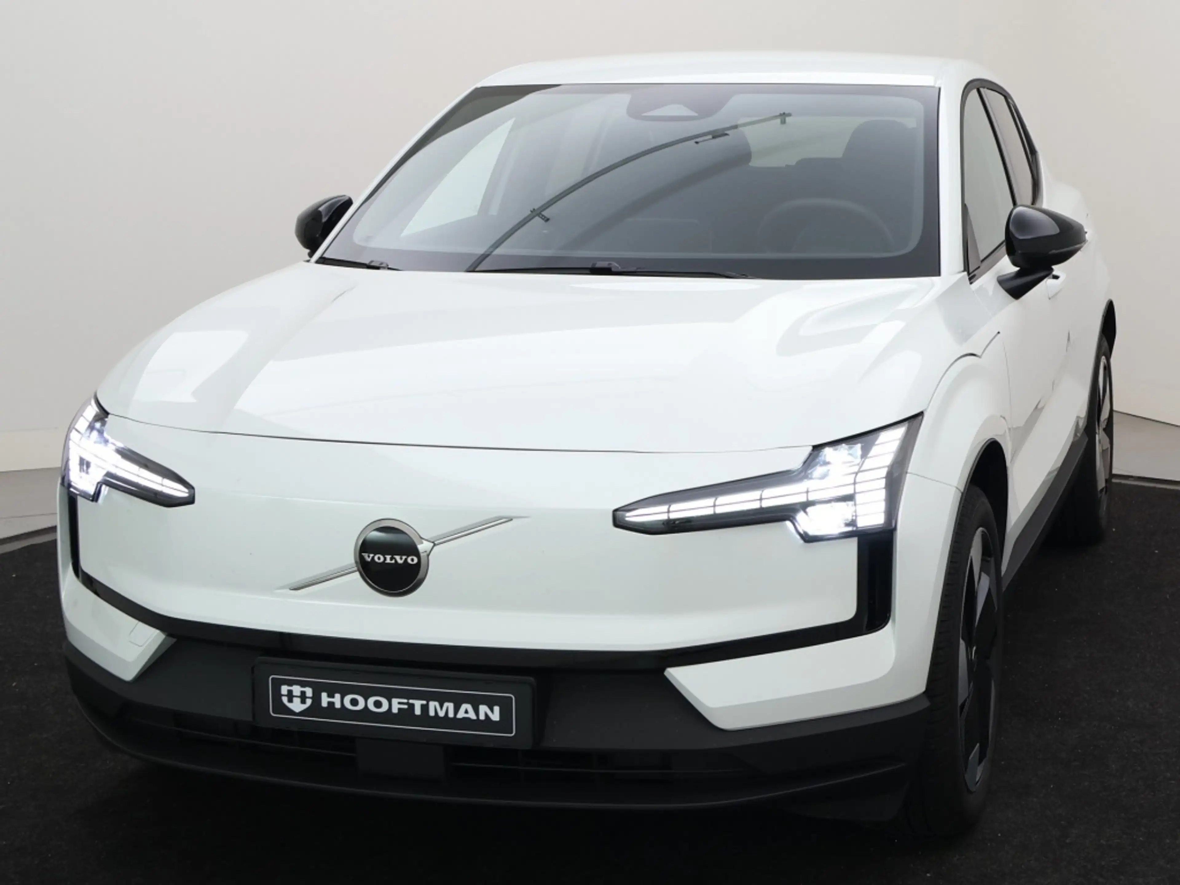 Volvo EX30 EXTENDED RANGE PLUS EUROPA STOELVERWARMING GETINT — photo 6