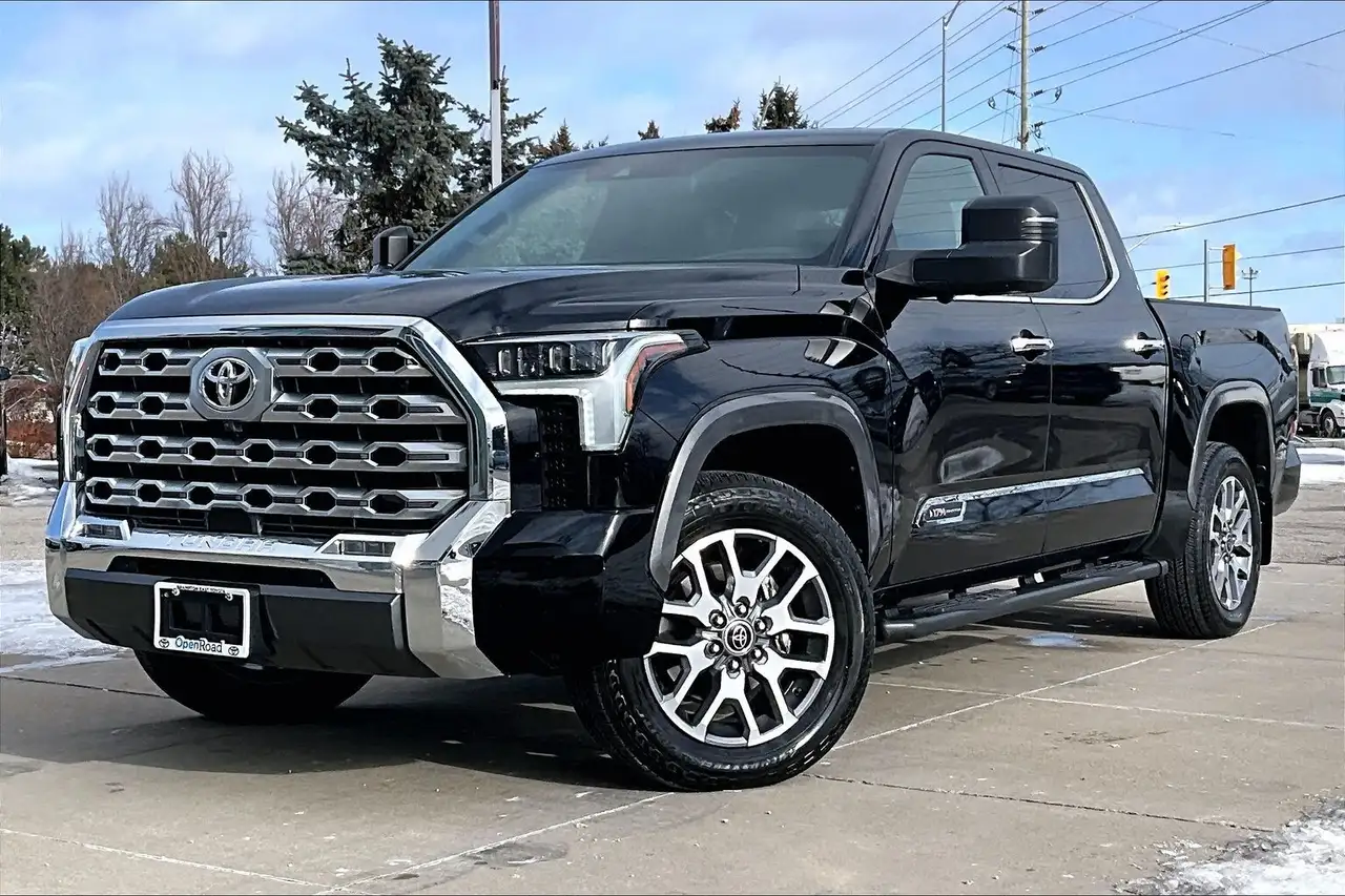 Toyota Tundra снимка Toyota Tundra