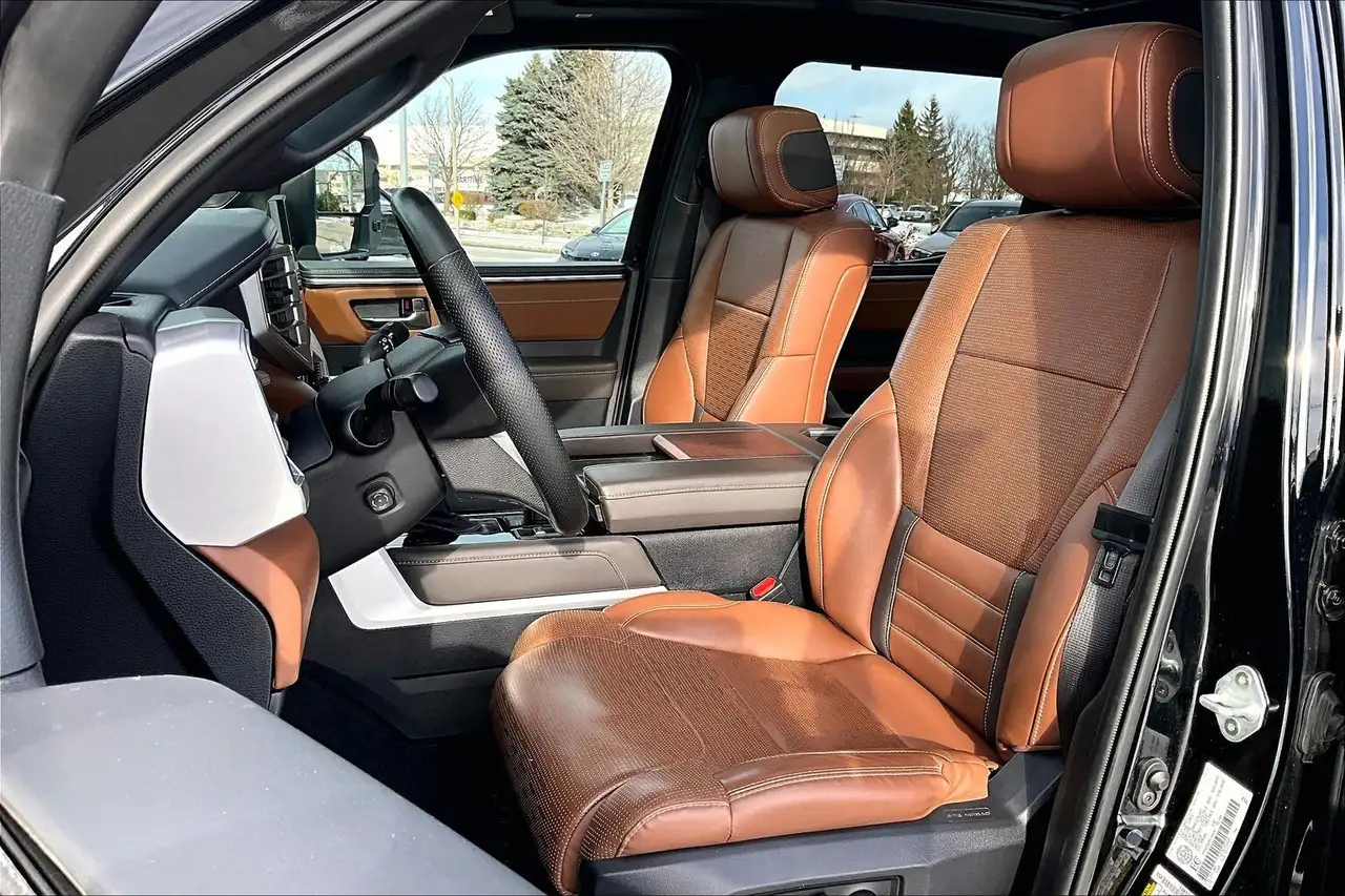 Toyota Tundra снимка Toyota Tundra