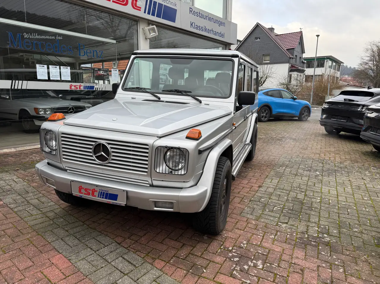 Mercedes-Benz G 320