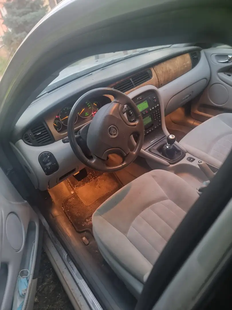 Jaguar X-Type 2.0 V6 Executive - 1