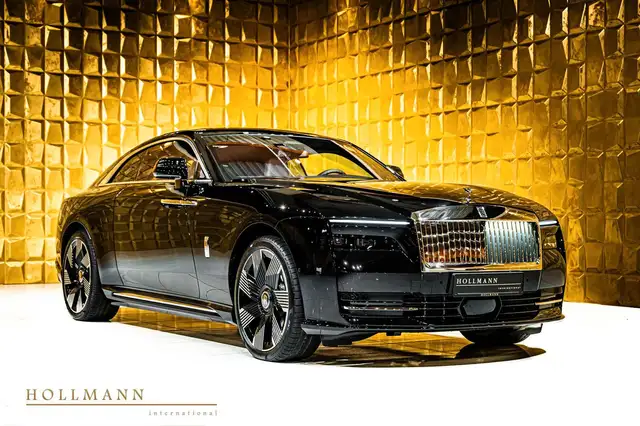 Rolls-Royce Spectre + BESPOKE +  STARLIGHT ROOF