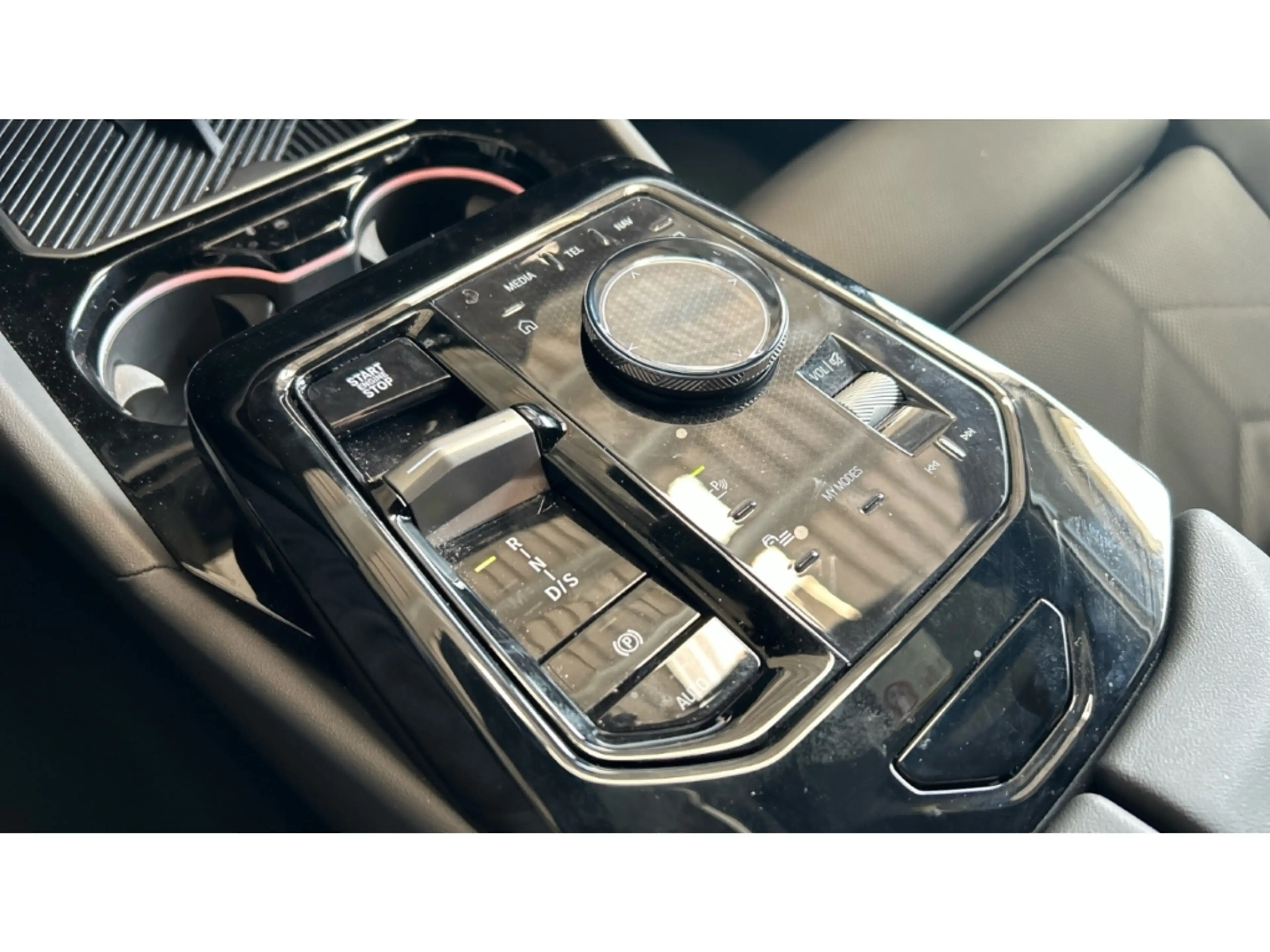 BMW 520 i Touring M Sport AHK ACC Drive-Assist Plus — photo 12