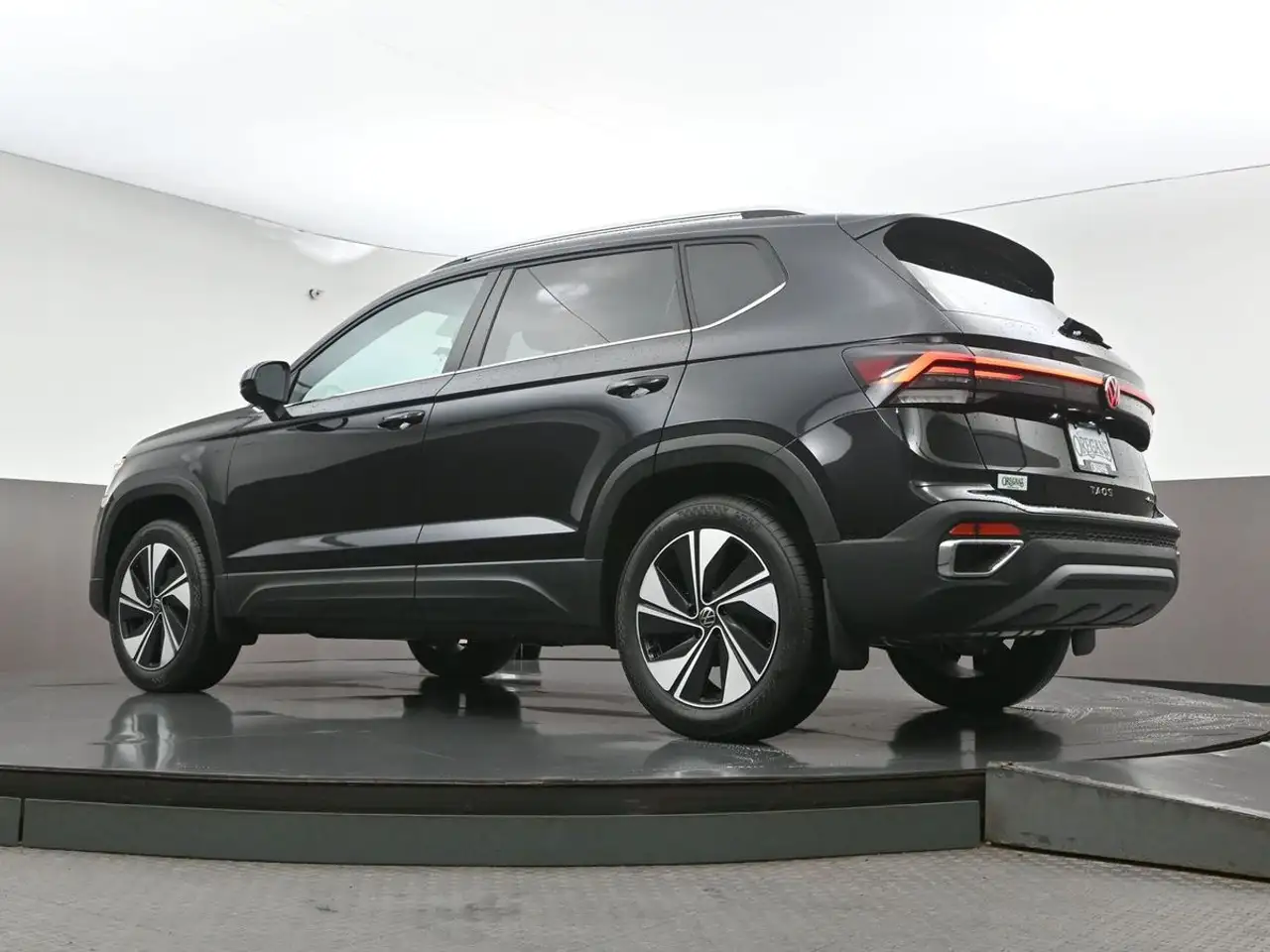 Volkswagen Taos снимка Volkswagen Taos