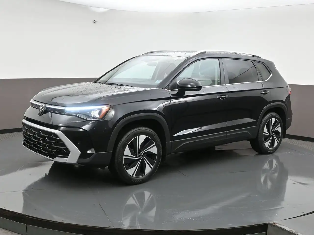 Volkswagen Taos снимка Volkswagen Taos